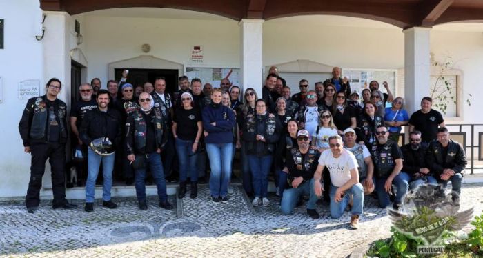 O Moto Clube de Alfenense visita Freguesia de Ilha